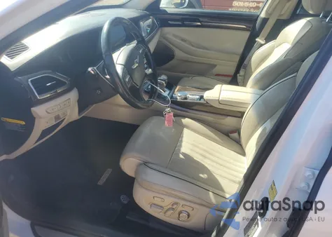 2018 Genesis G90 Premium z USA, uszkodzony, nr VIN KMHG34JA5JU042531